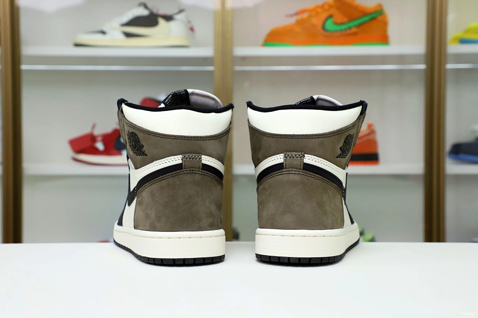 MOCHA' 'DARK JORDAN AIR OG RETRO HIGH 1 0710